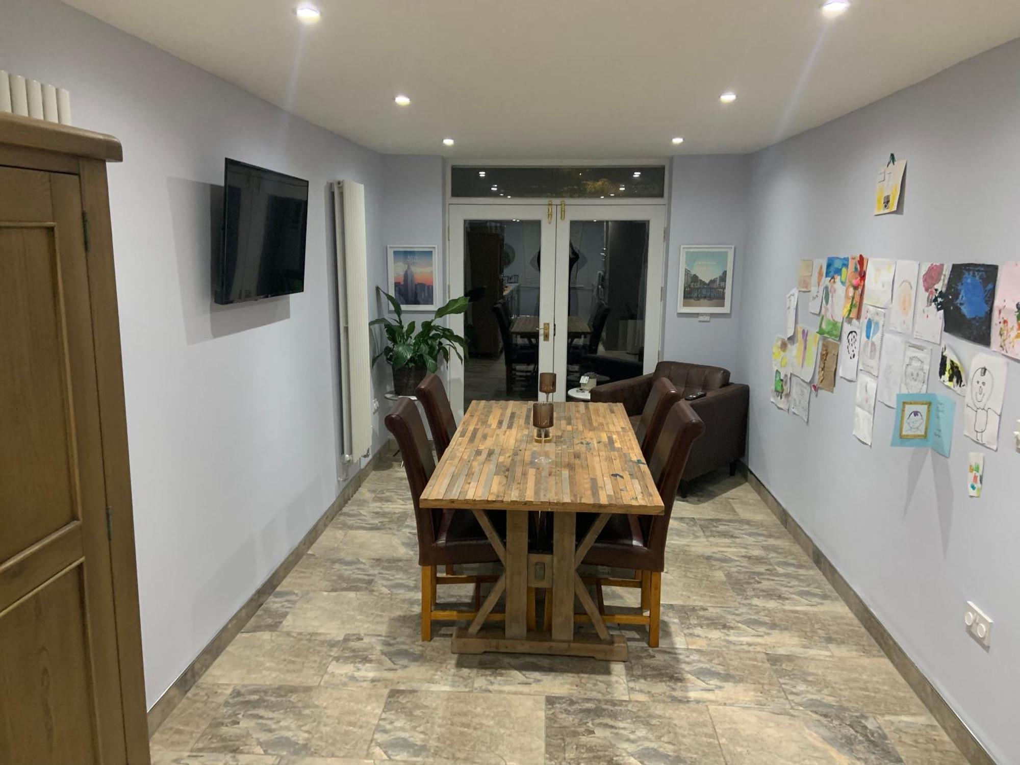 Central Beverley 4-Bedroom Townhouse المظهر الخارجي الصورة